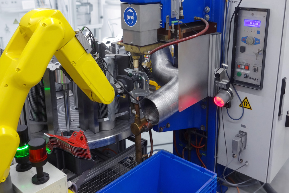The automation solution moved, joined and tested 180,000 components within six months.